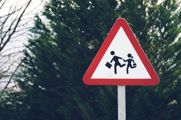 도로에서의 보행자 보호 구역&amp;#44; 운전자가 꼭 지켜야 할 규칙