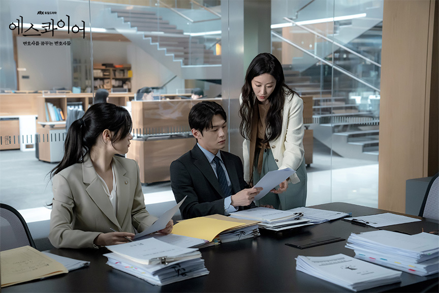 일을 하는 모습