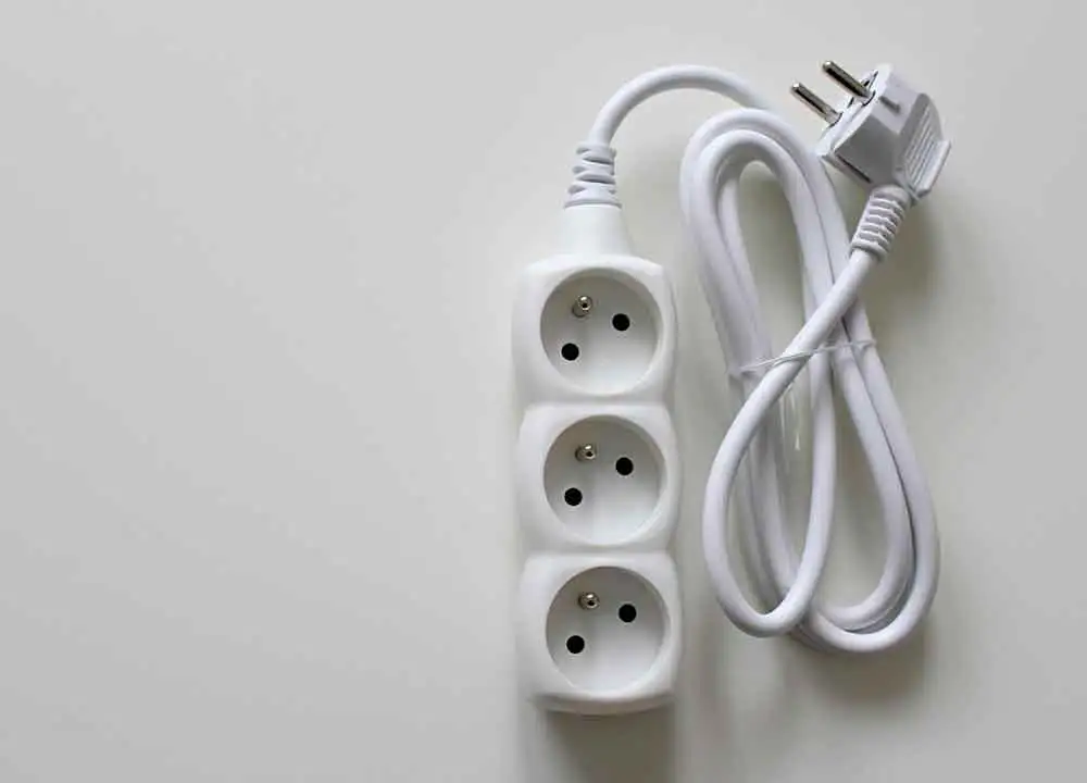 어린이 감전 예방을 위한 가정 내 안전 교육