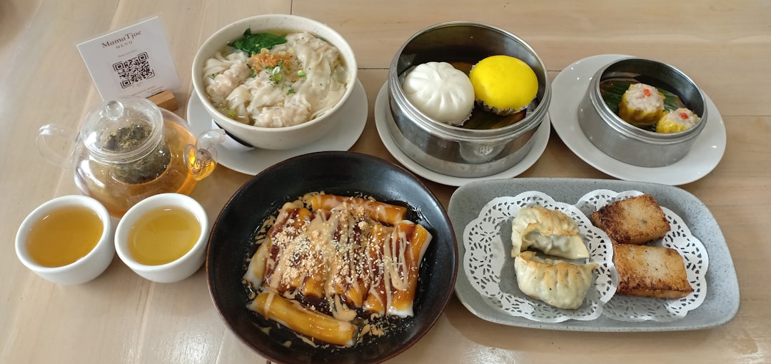 찐빵 (steamed bun)