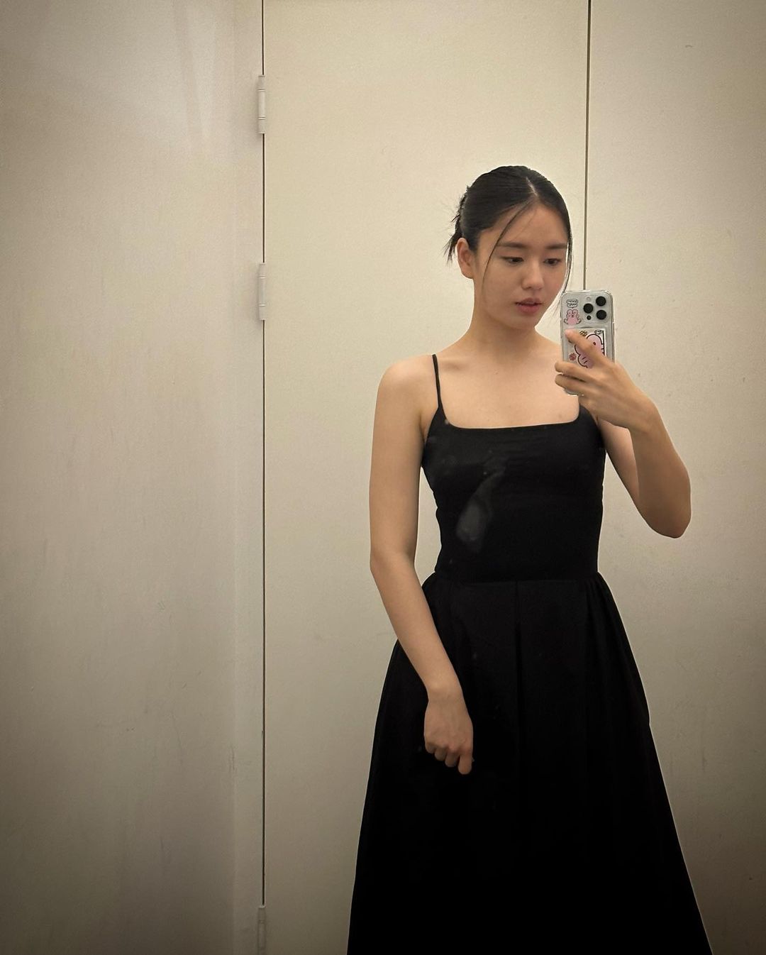 셀카 찍는 안은진