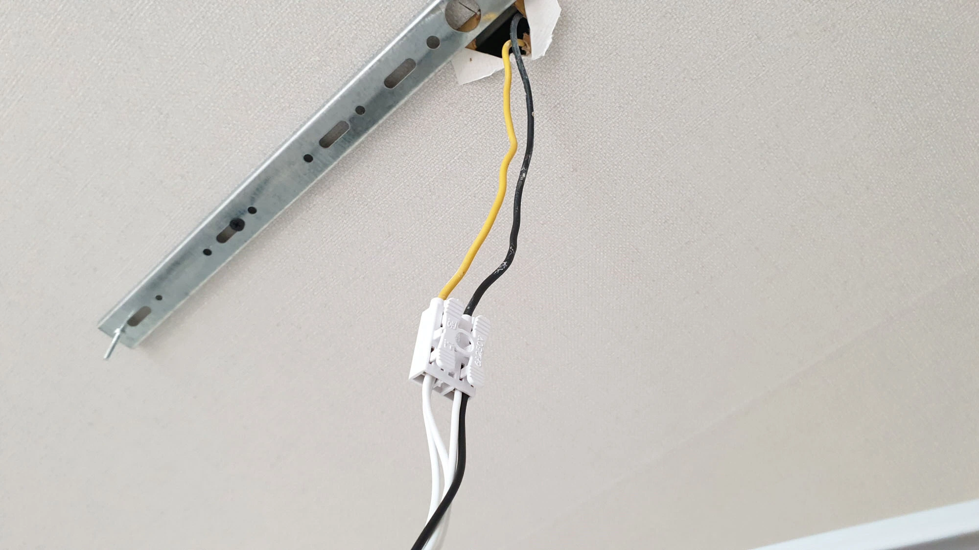 LED 전등 전원 연결모습