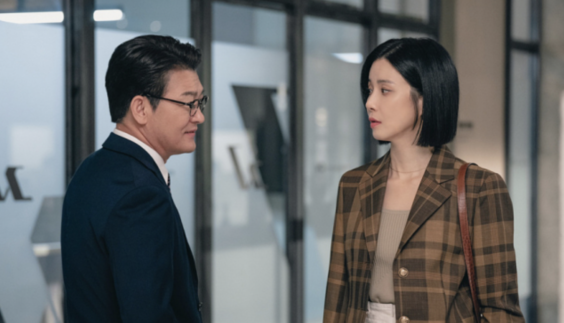 대행사 드라마 내 학연 중심 은수저의 지방대 출신 흙수저 이보영 압박 장면