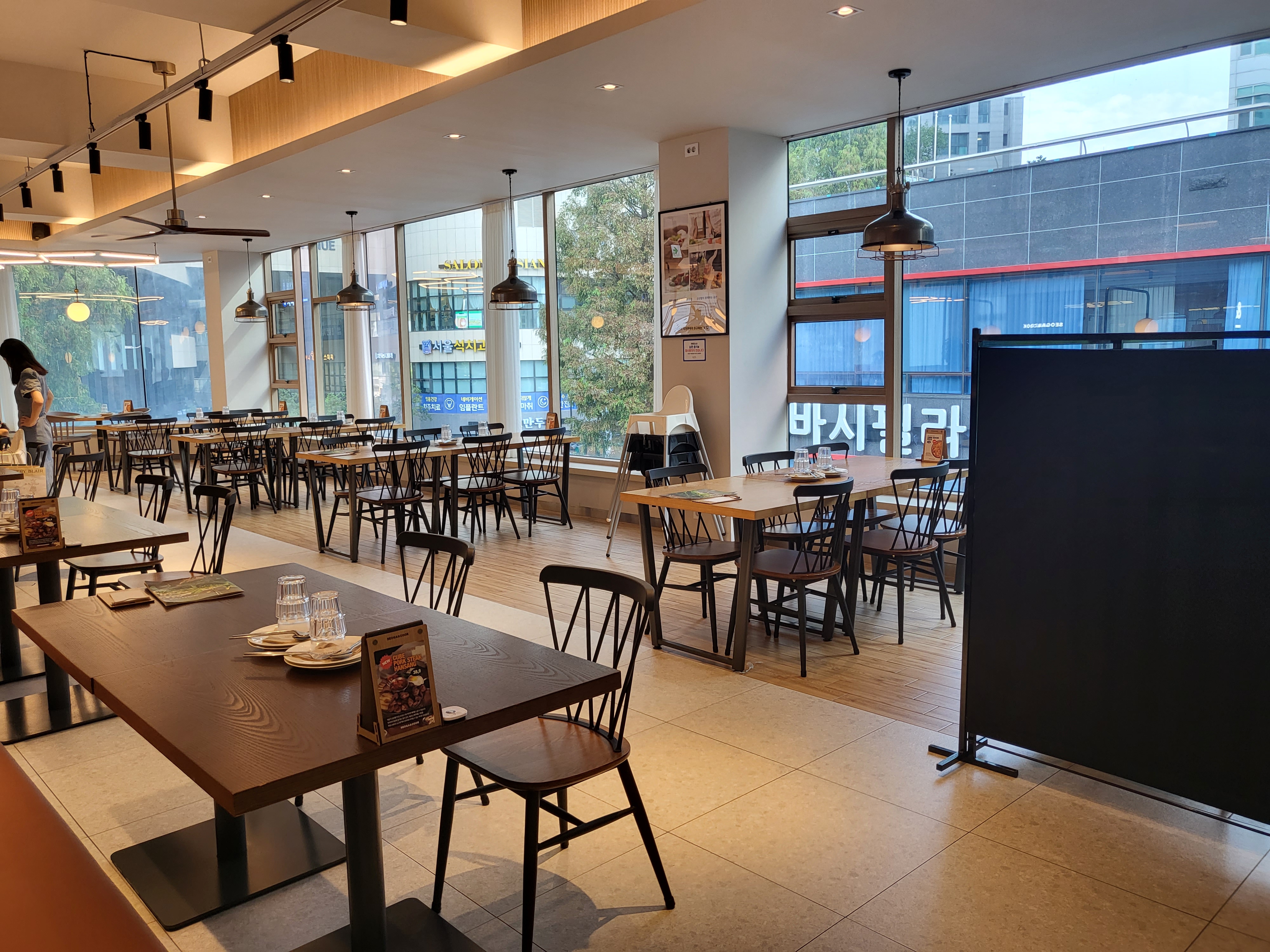 서가앤쿡 - 내부1