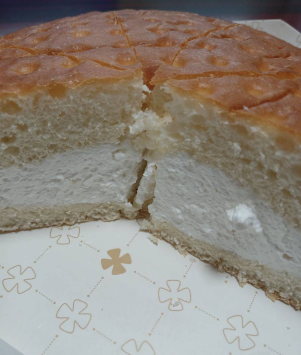 크림대빵 8등분 하다