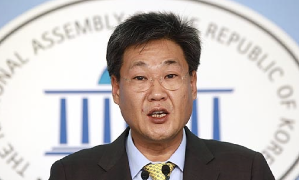 정문헌 국회의원 활동