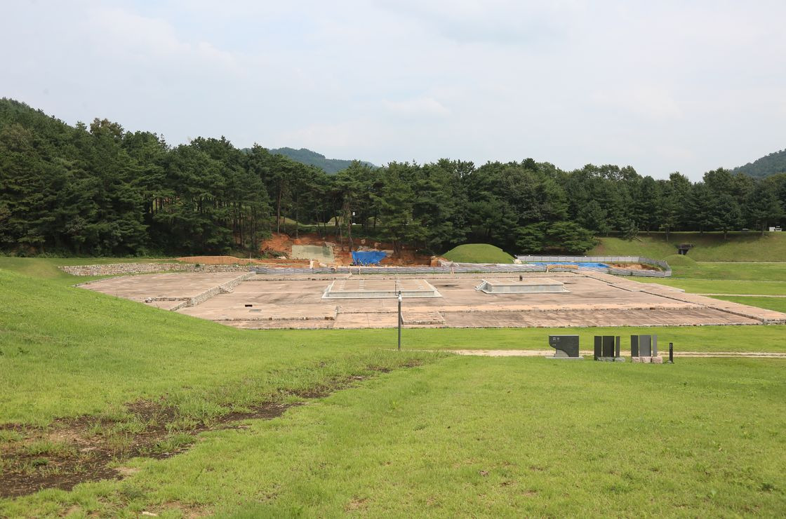 부여 능산리 고분군 ❘ 출처: 한국 저작권 위원회