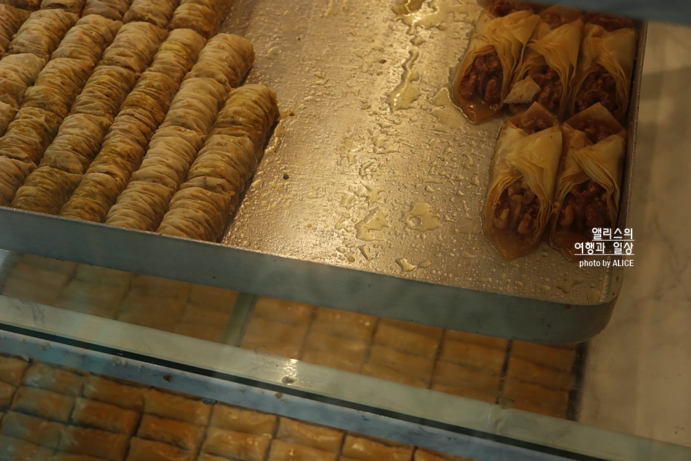 서울 이태원 카이막, 케르반 베이커리 (튀르키예 디저트, 베이커리)에서 카이막 1인 세트