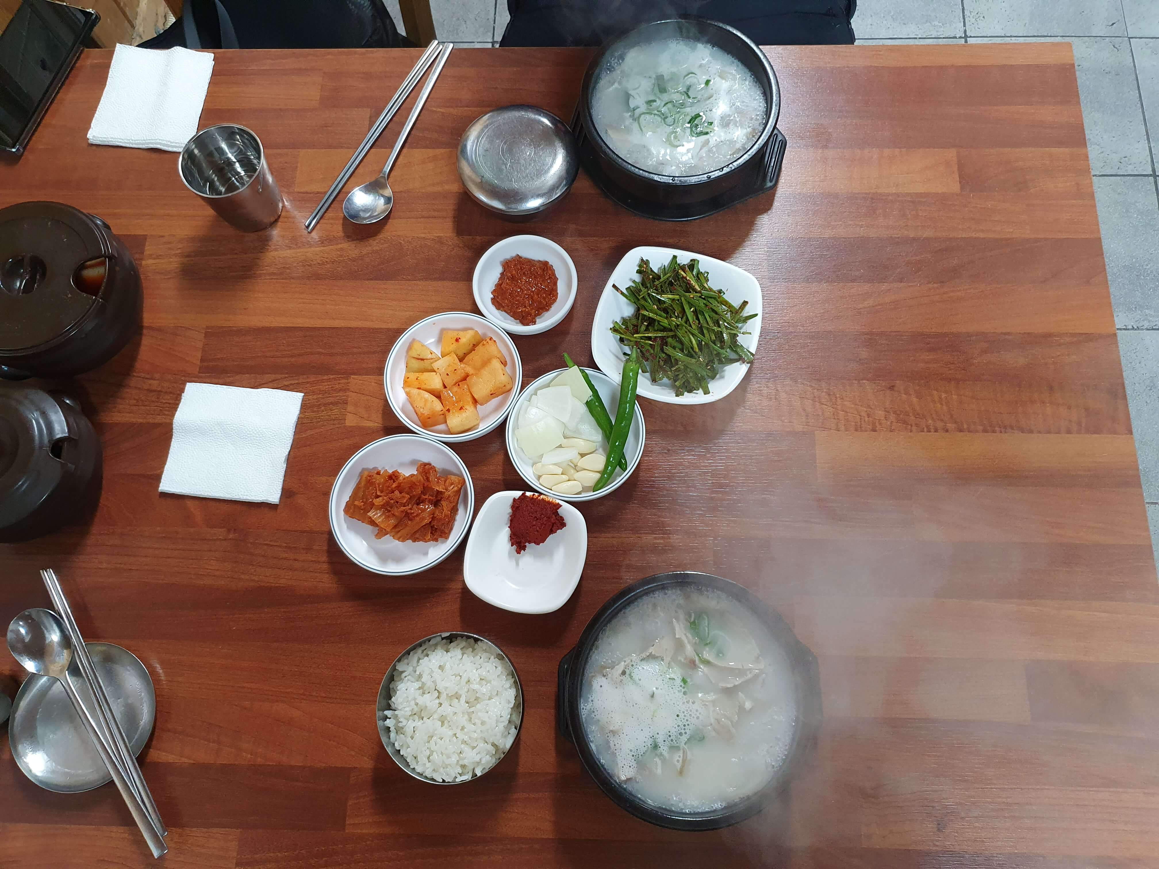 민락돼지국밥 주문 메뉴 돼지국밥 9,000원