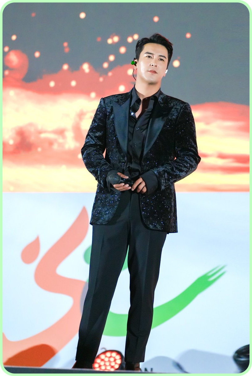 장민호 나이 팬카페 노래모음 풍악을 울려라 콘서트 내 이름 아시죠 갤러리 결혼 편스토랑 키 몸무게 고향 가족