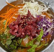 한우육회국수8900원