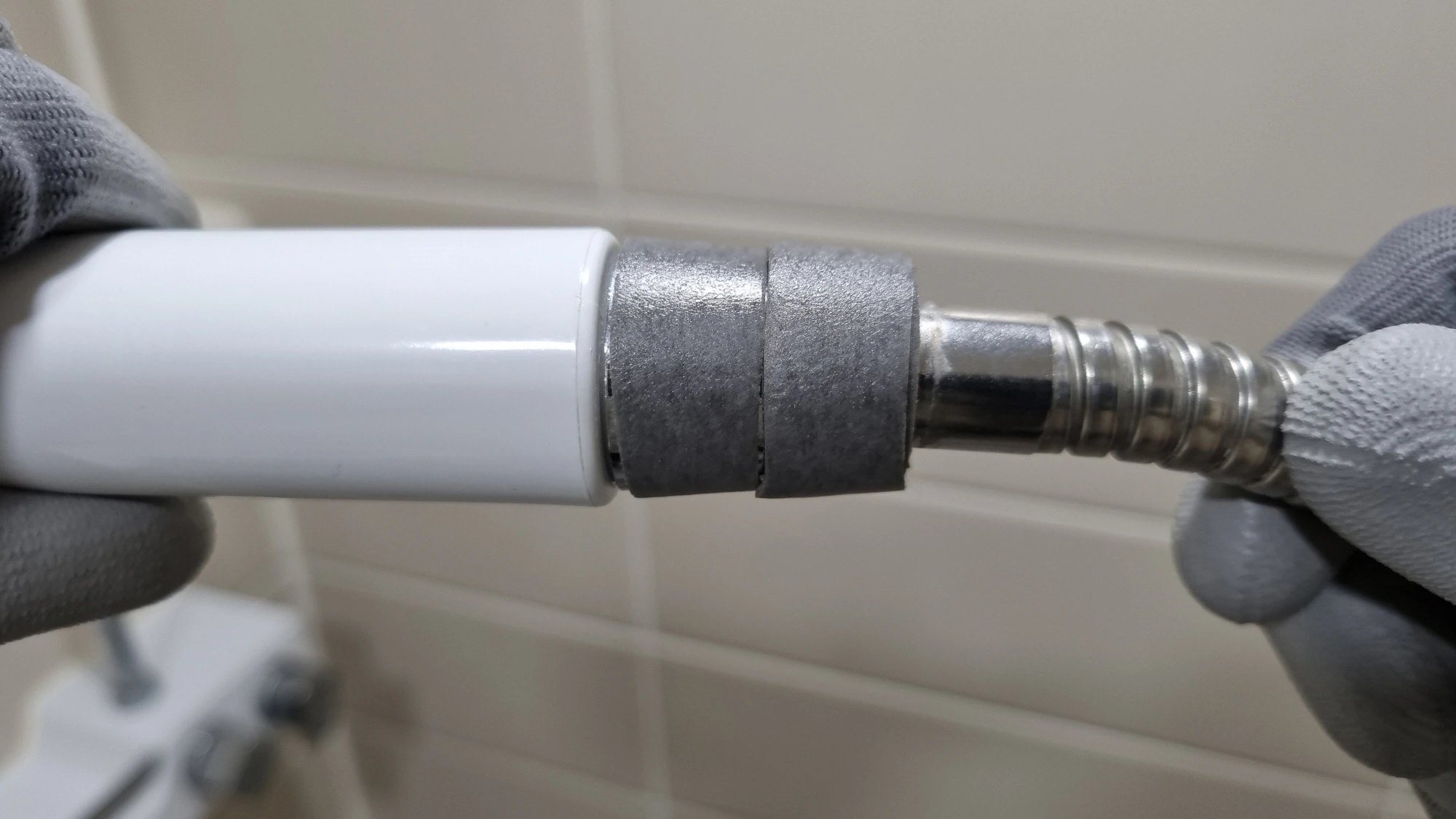 양면테이프 감은 모습