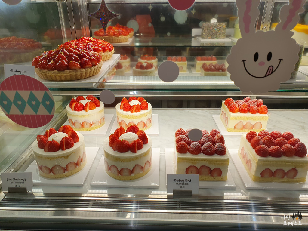 카페 노티드 삼성 케이크