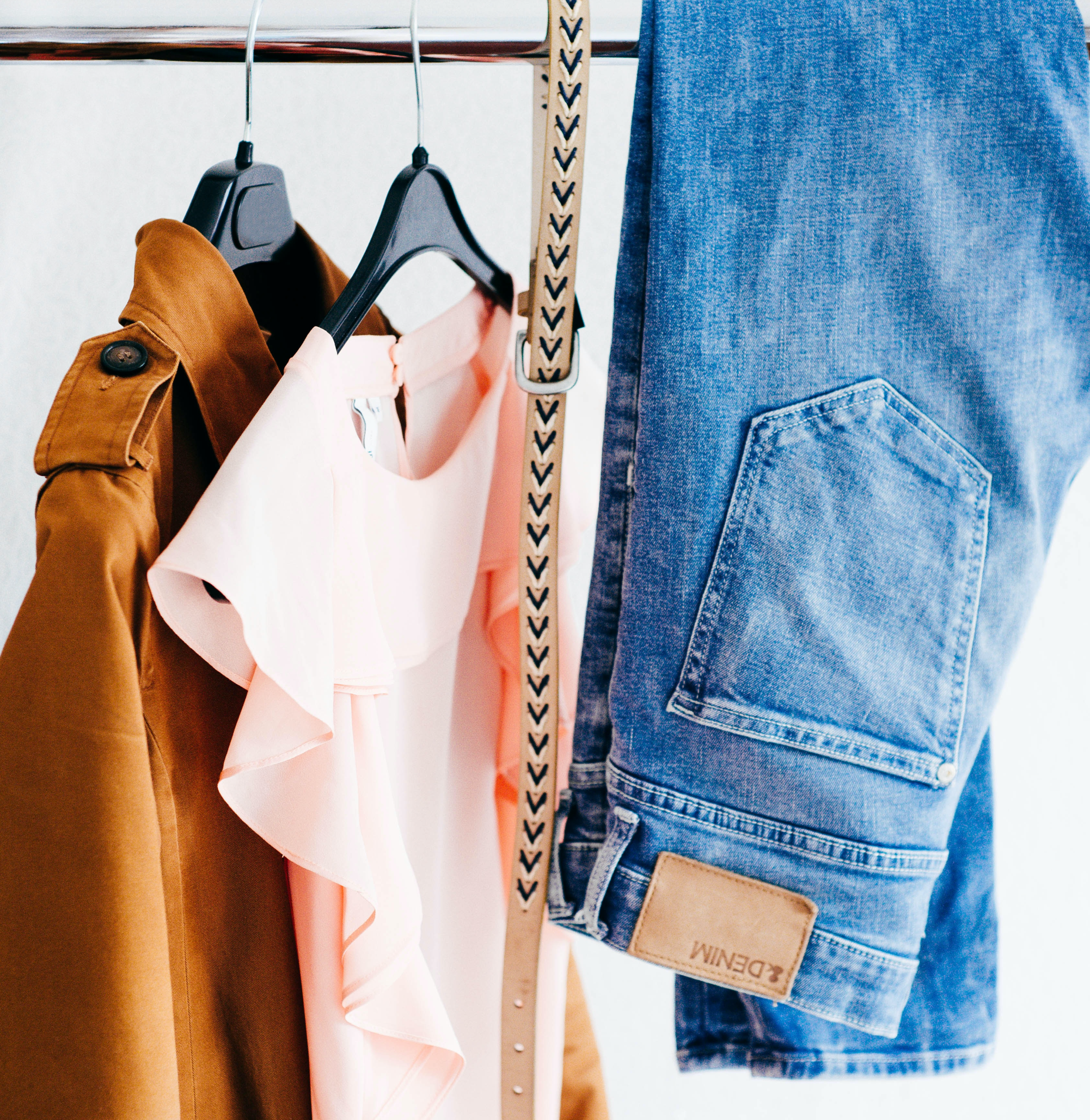 향수-에어샤워할-때는-옷에다가