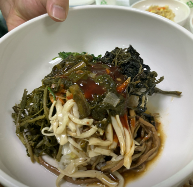 엄마가 산채원 식당 대표