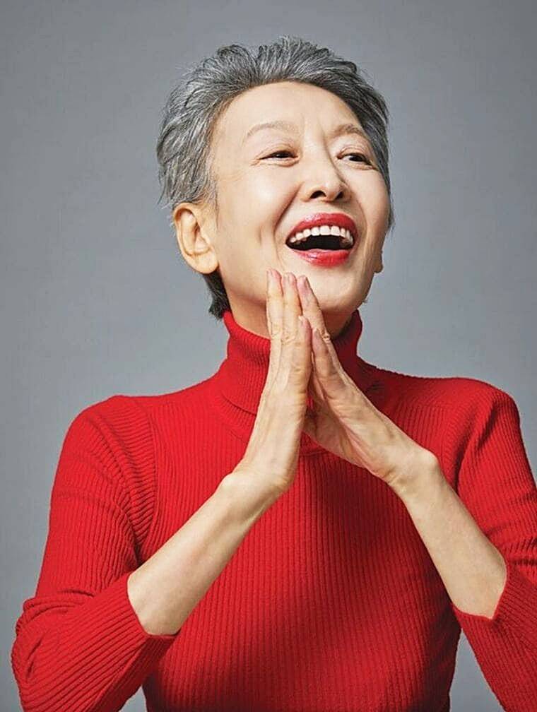 배우-고(故)-윤석화