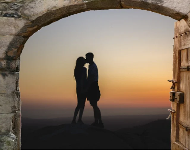 리모트 워커의 연애와 관계 – 거리와 연결 사이