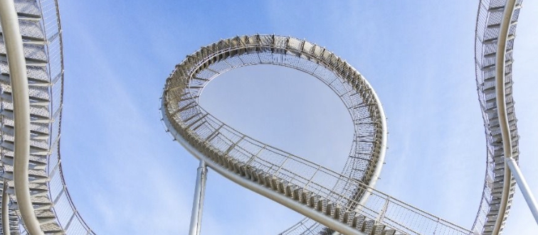 포항 환호공원 스페이스워크 곡선 철재 조형물