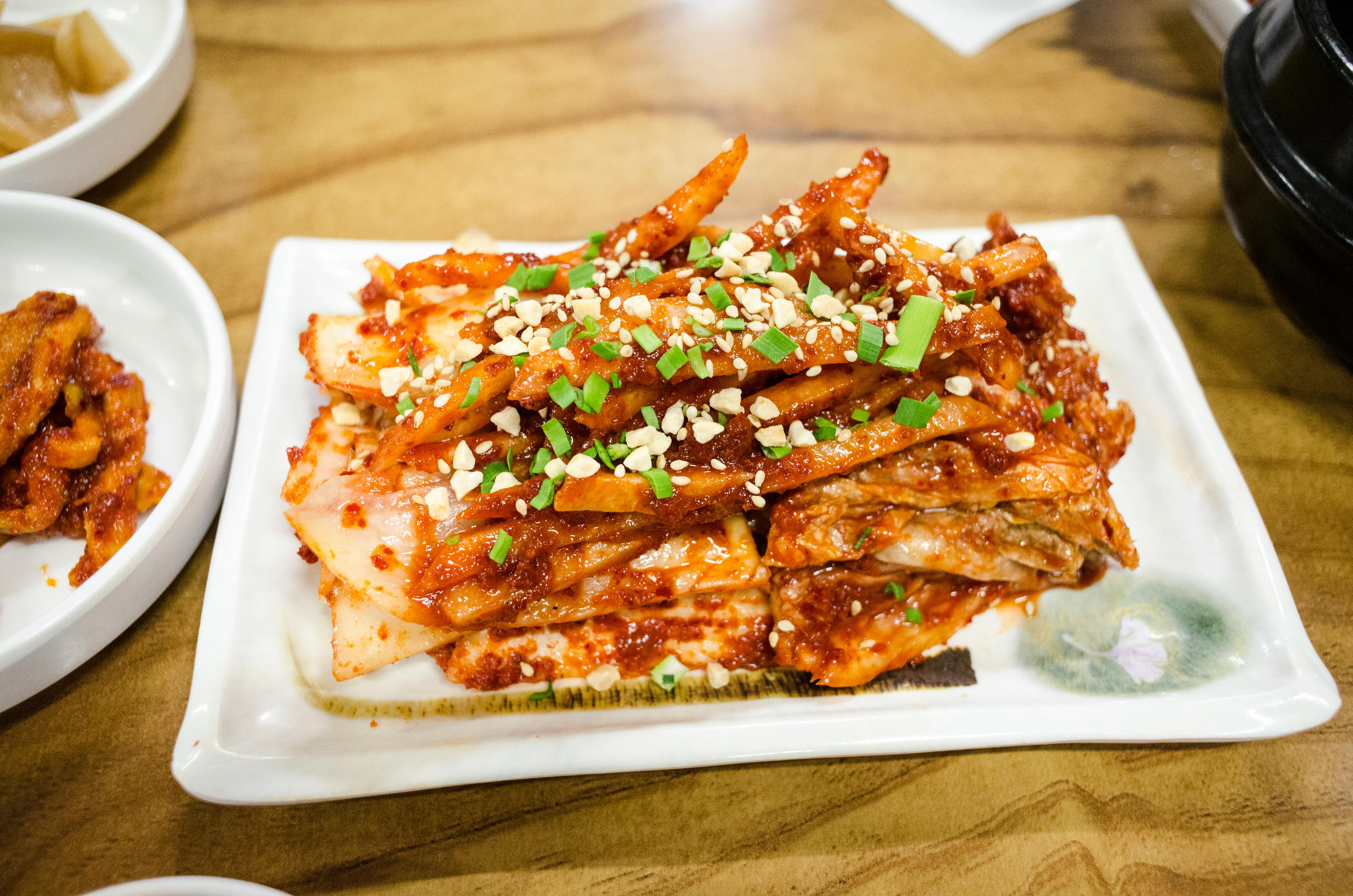 김치, 발효 음식의 역사 속으로: 전통의 시작과 변화