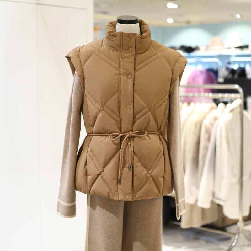 꼼빠니아 하이넥 벨티드 덕다운 패딩 조끼 CACW0-WIV010