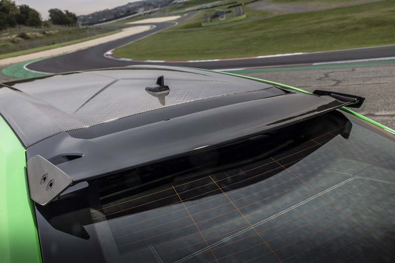 람보르기니 우르스 퍼포만테