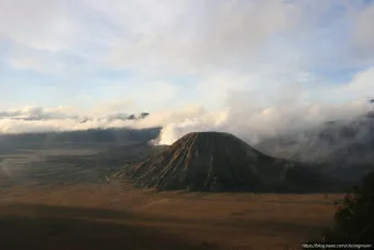 인도네시아 브로모화산 여행 코스 트래킹_6