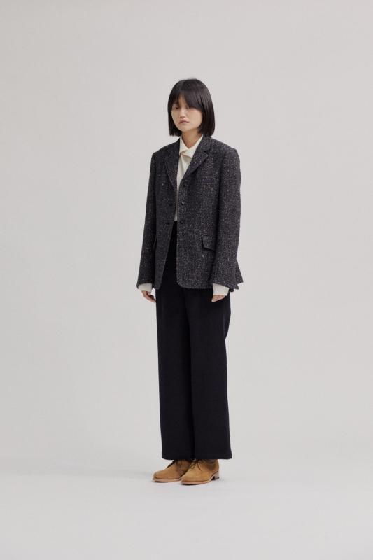 스타더스트 콘파나 자켓 1color 22FW