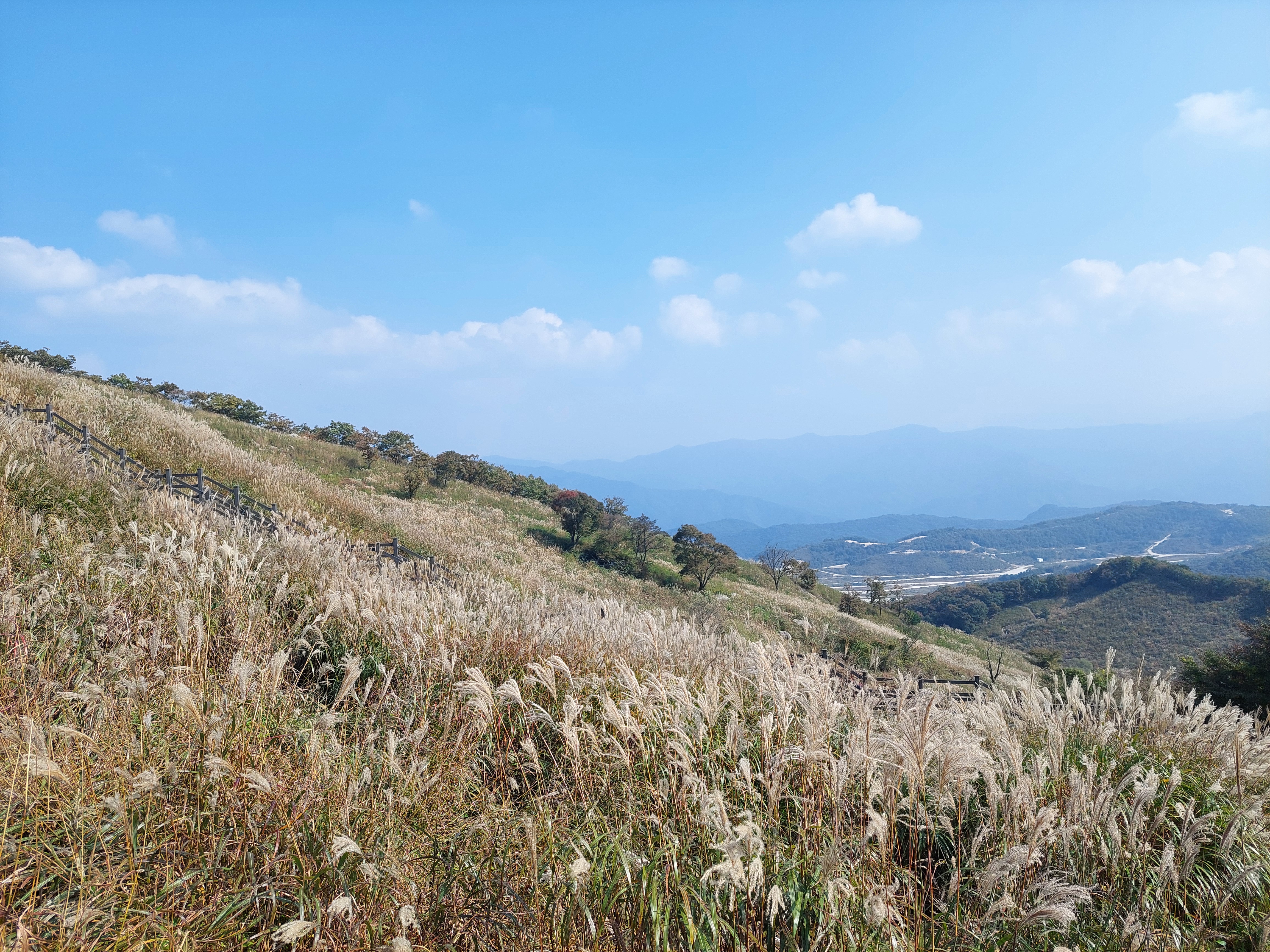 명성산