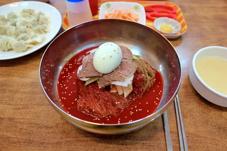 생활의달인 한우 육수와 한우고명 곁들인 물냉면 비빔냉면 냉면 달인 맛있는 냉면집 은둔식달 경북 영주 맛집 오늘방송 정보