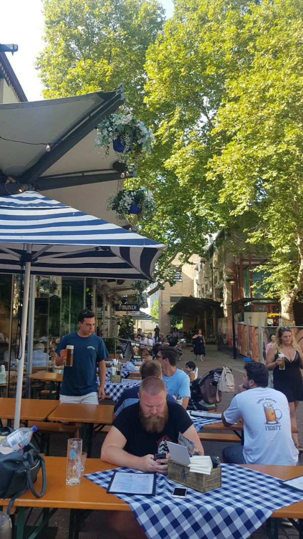 록스의 카페와 음식