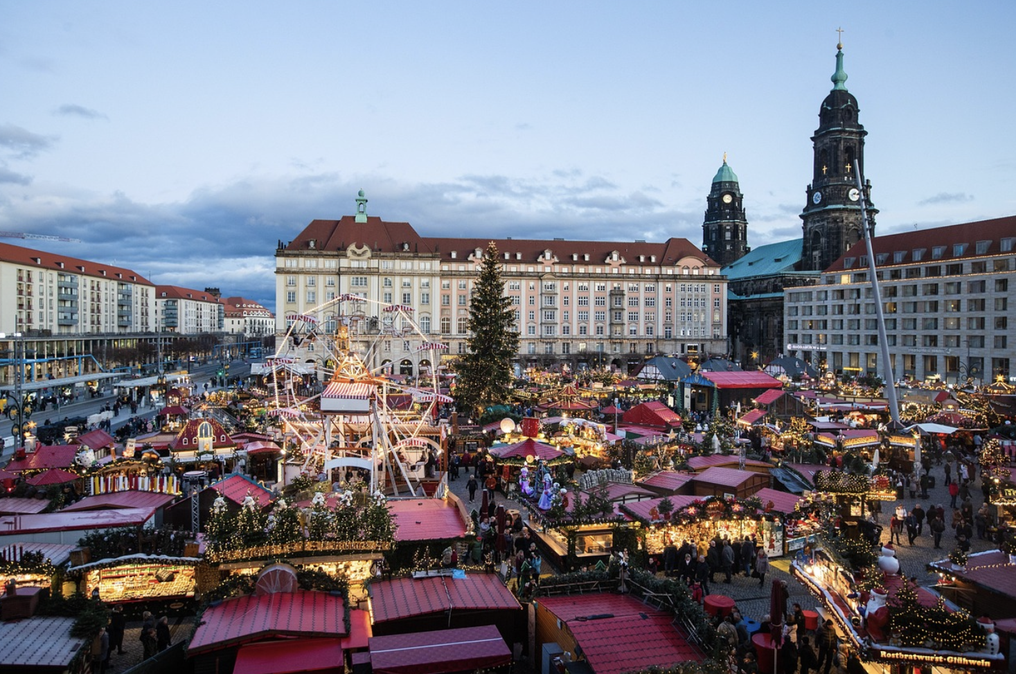 예술 시장의 데이터로 미래를 읽다: 투자 유망 작가 및 작품 예측 방법론 연구