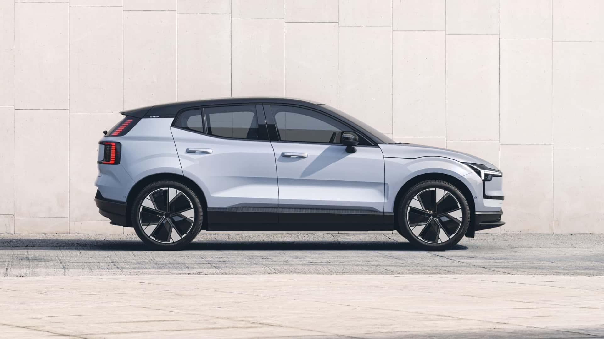 볼보자동차 프리미엄 소형 전기 SUV 'EX30'