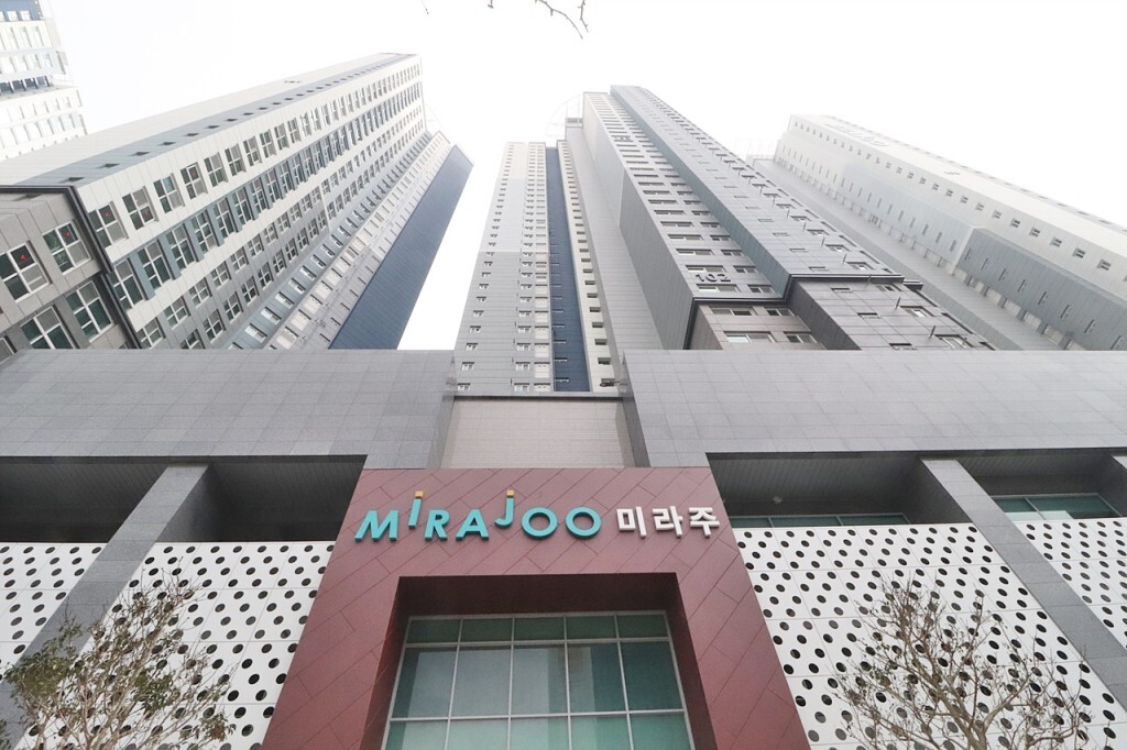 부산항 일동미라주 편리한 쇼핑과 문화생활