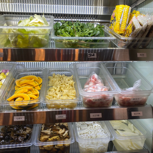 야채, 고기 진열대