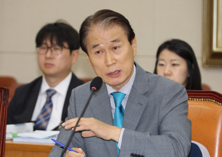 권오을 인사청문회 설전