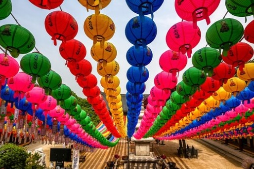 부처님 오신 날 탑&amp;#44; 절의 전등