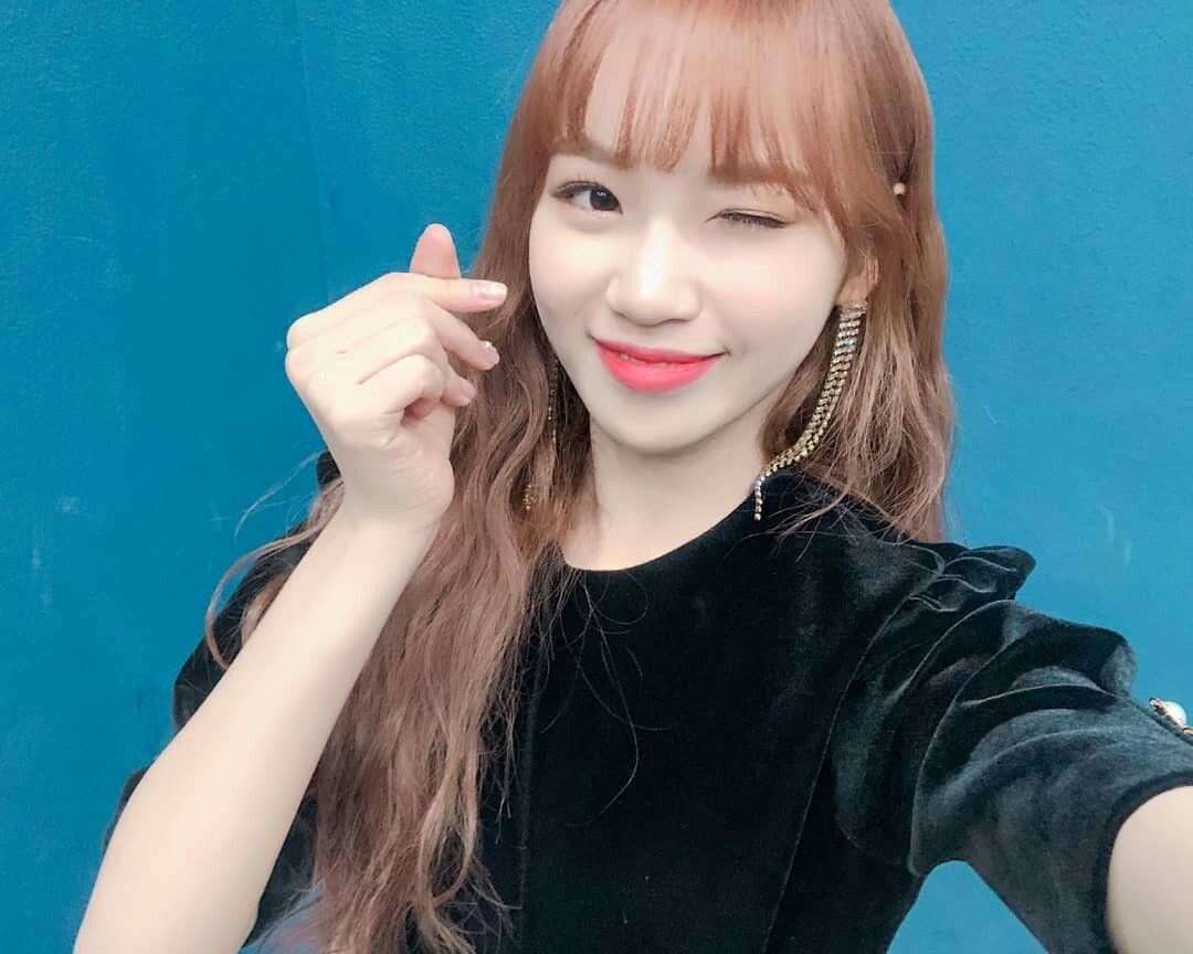 김채원 사진 모음 김채원 사진 모음