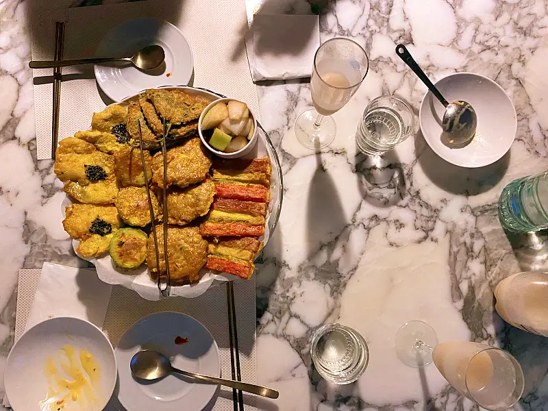 소문의맛집 우리들의 차차차 트루디 이대은 족발 보쌈 매운 등갈비찜 육전 맛있는 한식 주점 압구정역 신사역 강남 맛집 위치 메뉴 가격 정보