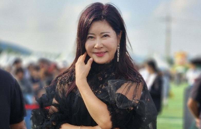 가수 유지나