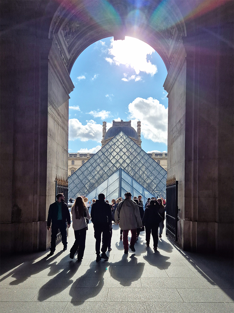 프랑스 파리 루브르 박물관 피라미드
