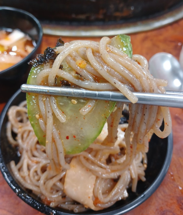 학곡리닭갈비 막국수 한젓가락