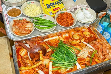 남겨서뭐하게 천안 오리볶음탕 맛집 뼈없는 오리도리 식당