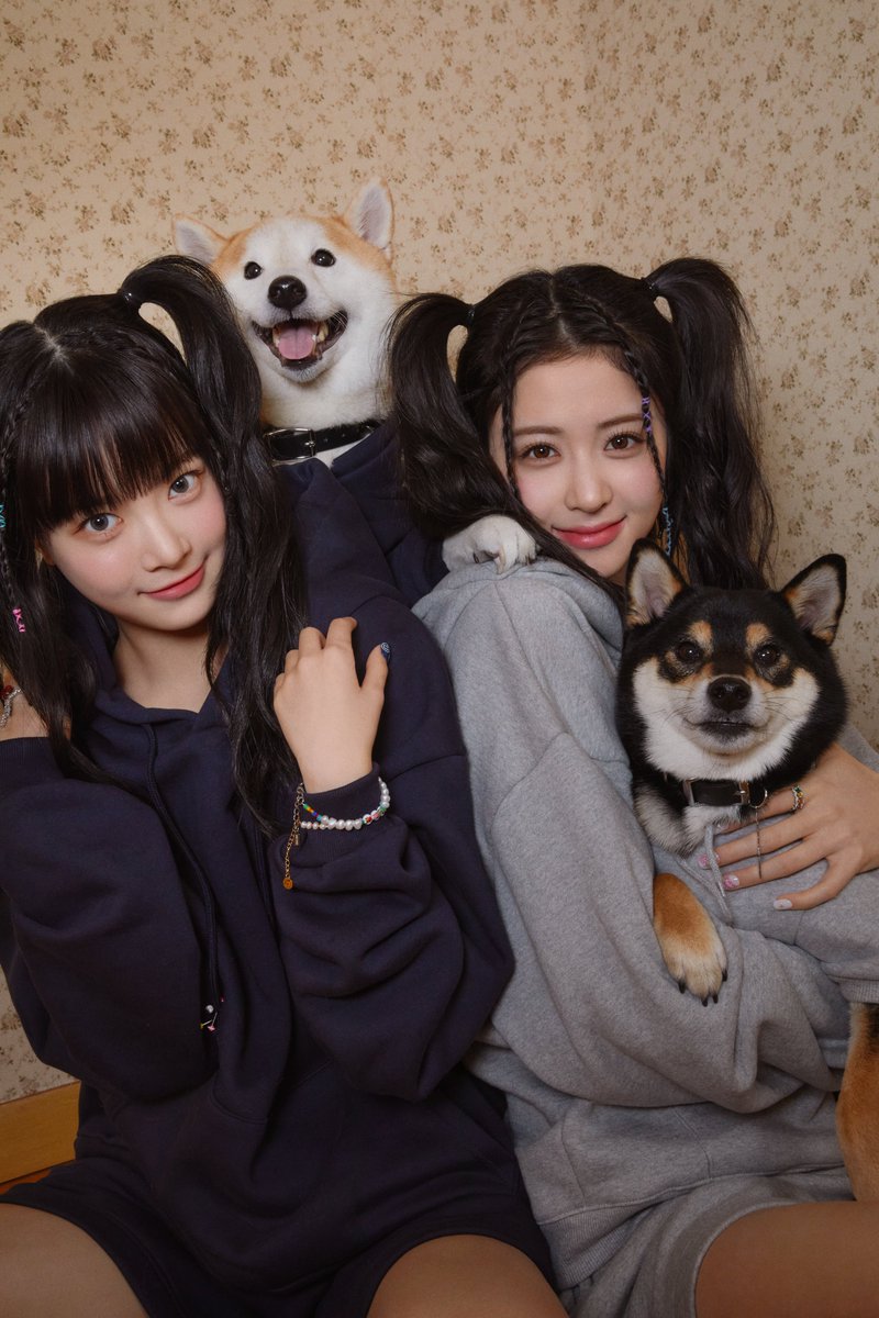 LE SSERAFIM 1st Studio Album 'UNFORGIVEN' Weverse Albums ver. PHOTO