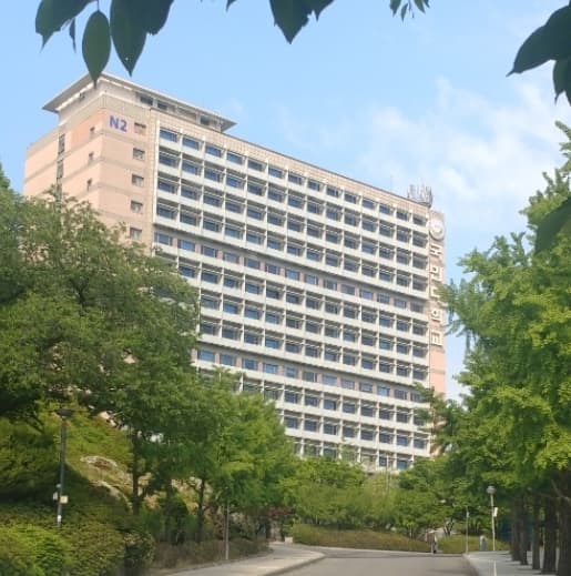 국민대학교-건물-사진