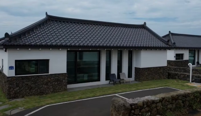 [급매물] 제주도 전원주택, 공동주택, 타운하우스 매매 - 제주시 조천읍 함덕리, 서귀포시 남원읍 수망리, 제주시 애월읍 어음리, 제주시 한경면 용수리