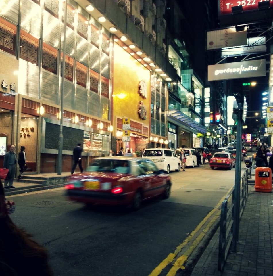 첫 해외여행자를 위한 가이드: 필수 체크리스트와 여행 팁