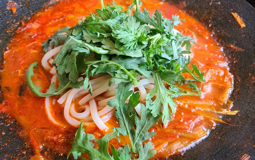 수제햄의 깊은 풍미, 공릉동 부대찌개 맛집 이정림 본점 리뷰