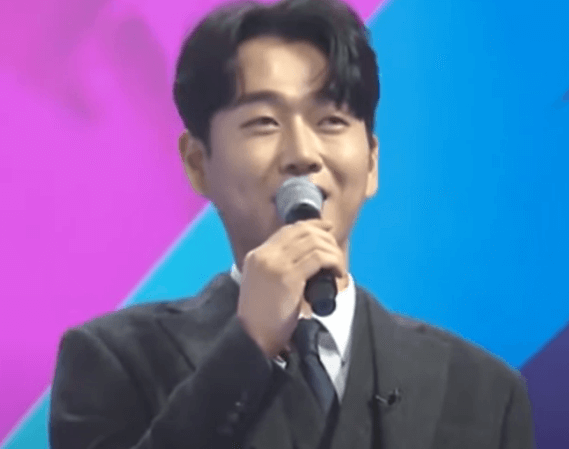 불타는-트롯맨-결승-황영웅