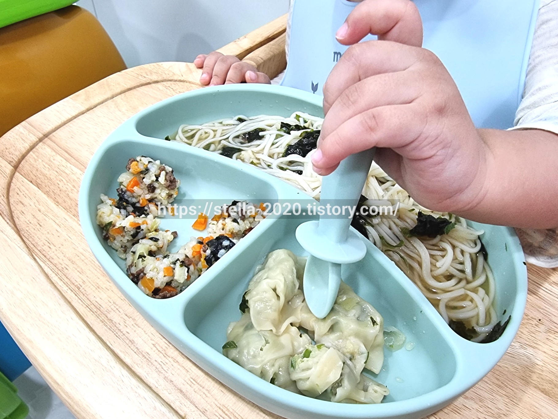 자기주도이유식 하기 좋은 이유식식판 에디슨 유아식판 자기주도이유식 하기 좋은 이유식식판 에디슨 유아식판