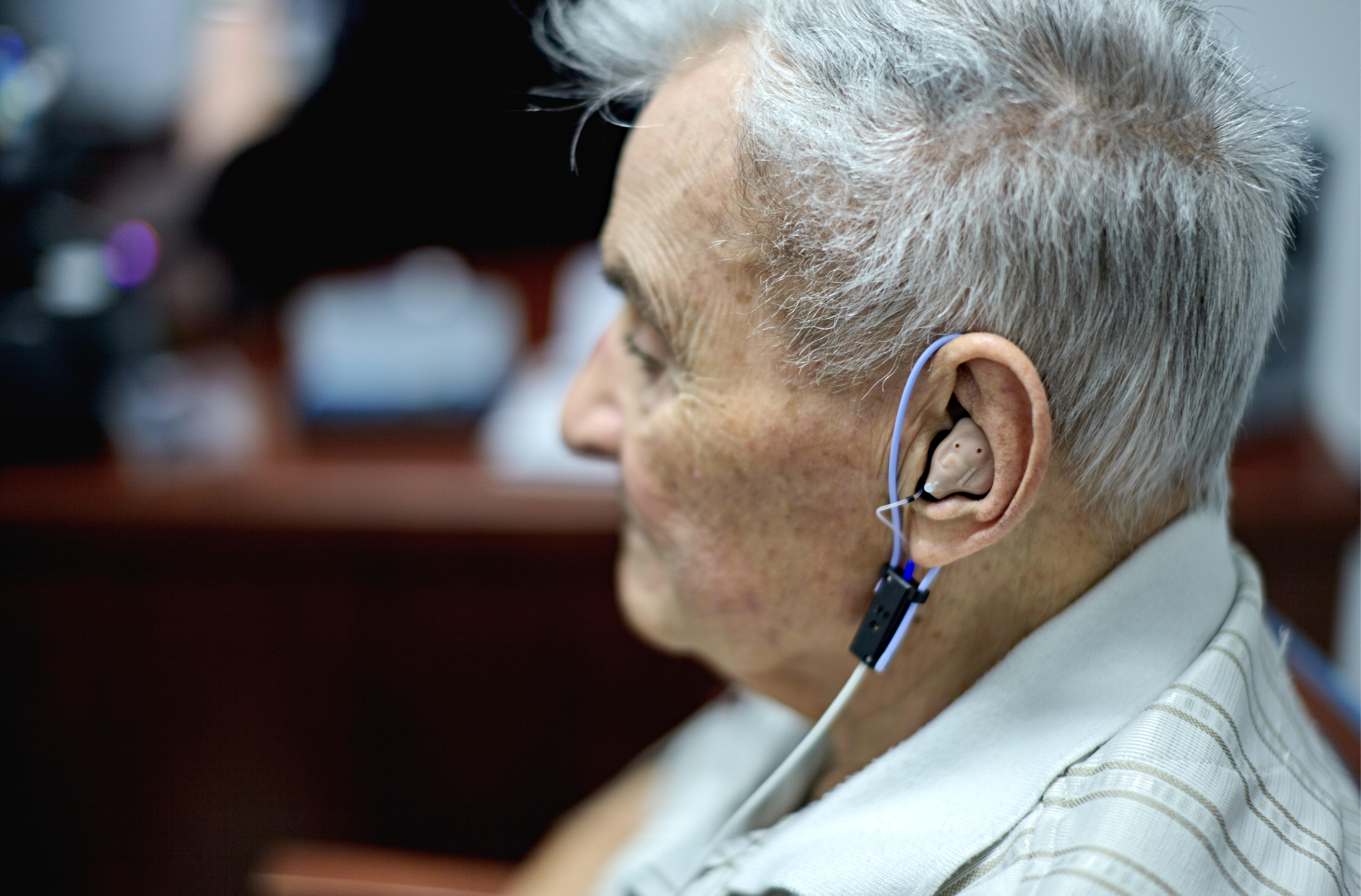 노인난청. 보청기